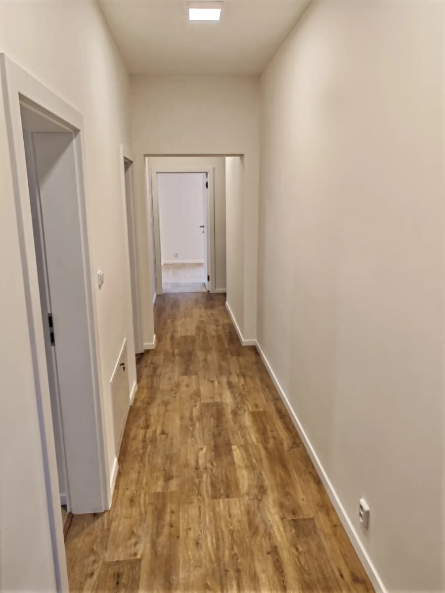 Pronájem bytu 3+kk 89 m², U Vysočanského pivovaru, Praha, Praha Pronájem bytu 3+kk 89 m², U Vysočanského pivovaru, Praha, Praha