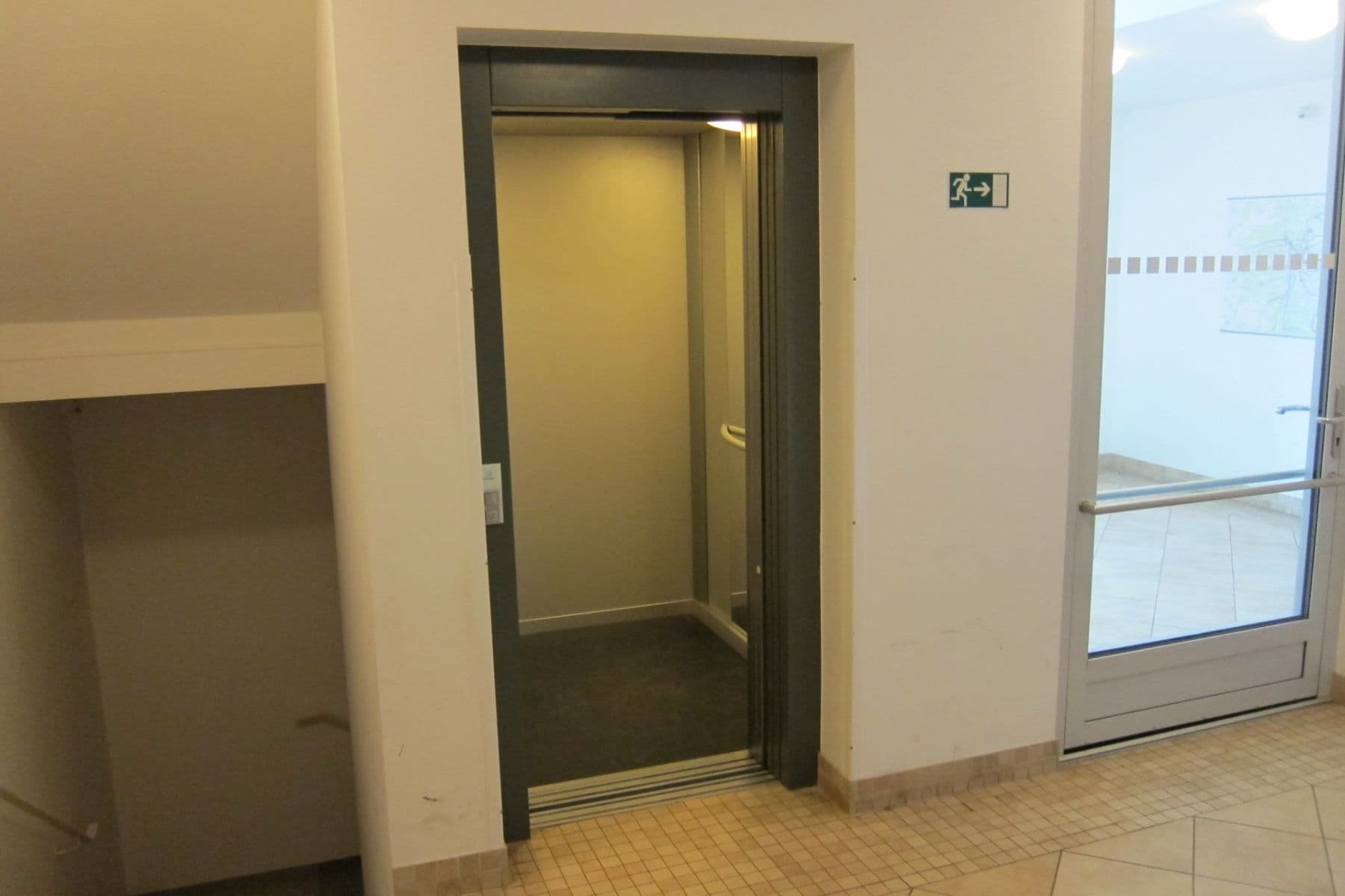 Pronájem bytu 2+kk 48 m², Za Mototechnou, Praha, Praha Pronájem bytu 2+kk 48 m², Za Mototechnou, Praha, Praha