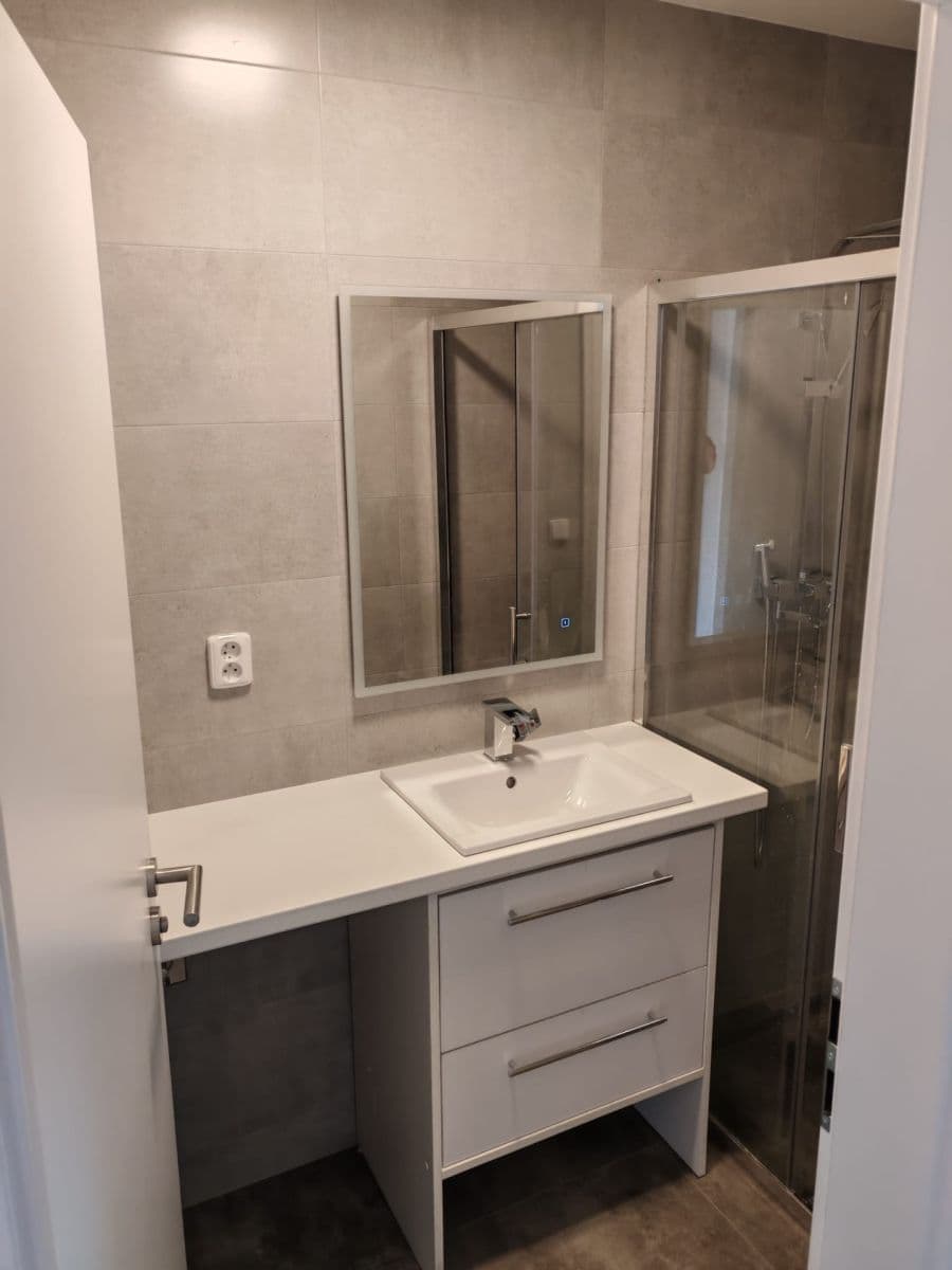 Pronájem bytu 2+kk 67 m², U Vysočanského pivovaru, Praha, Praha Pronájem bytu 2+kk 67 m², U Vysočanského pivovaru, Praha, Praha