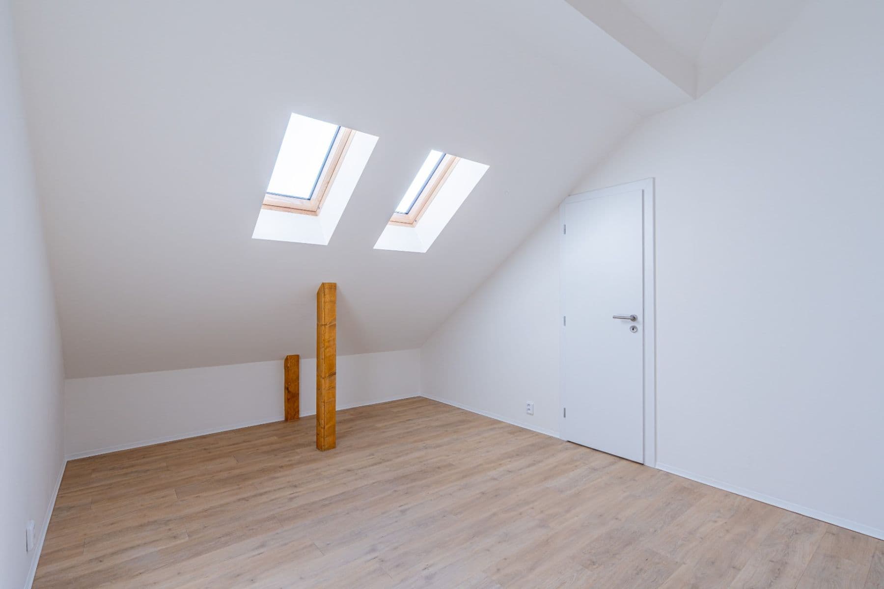 Pronájem bytu 2+kk 67 m², U Vysočanského pivovaru, Praha, Praha Pronájem bytu 2+kk 67 m², U Vysočanského pivovaru, Praha, Praha
