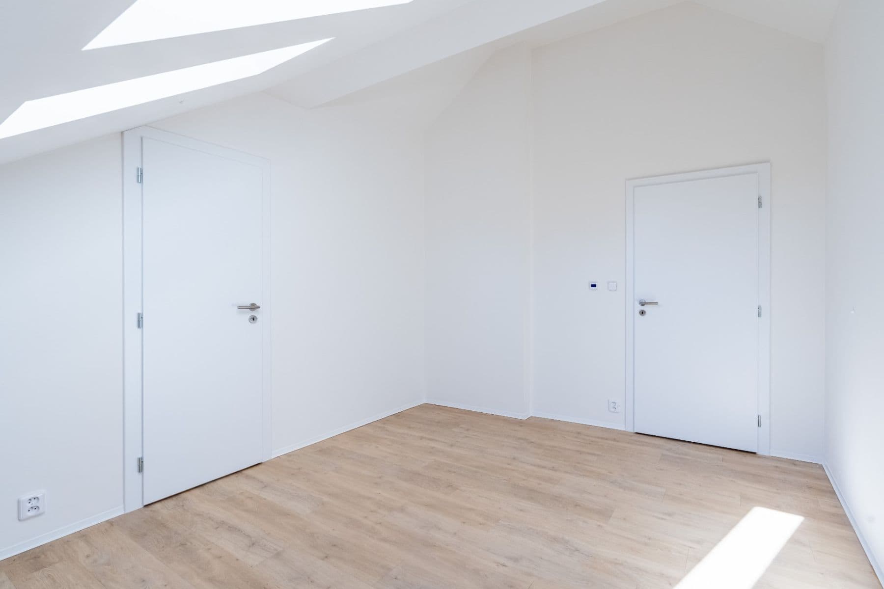 Pronájem bytu 2+kk 67 m², U Vysočanského pivovaru, Praha, Praha Pronájem bytu 2+kk 67 m², U Vysočanského pivovaru, Praha, Praha
