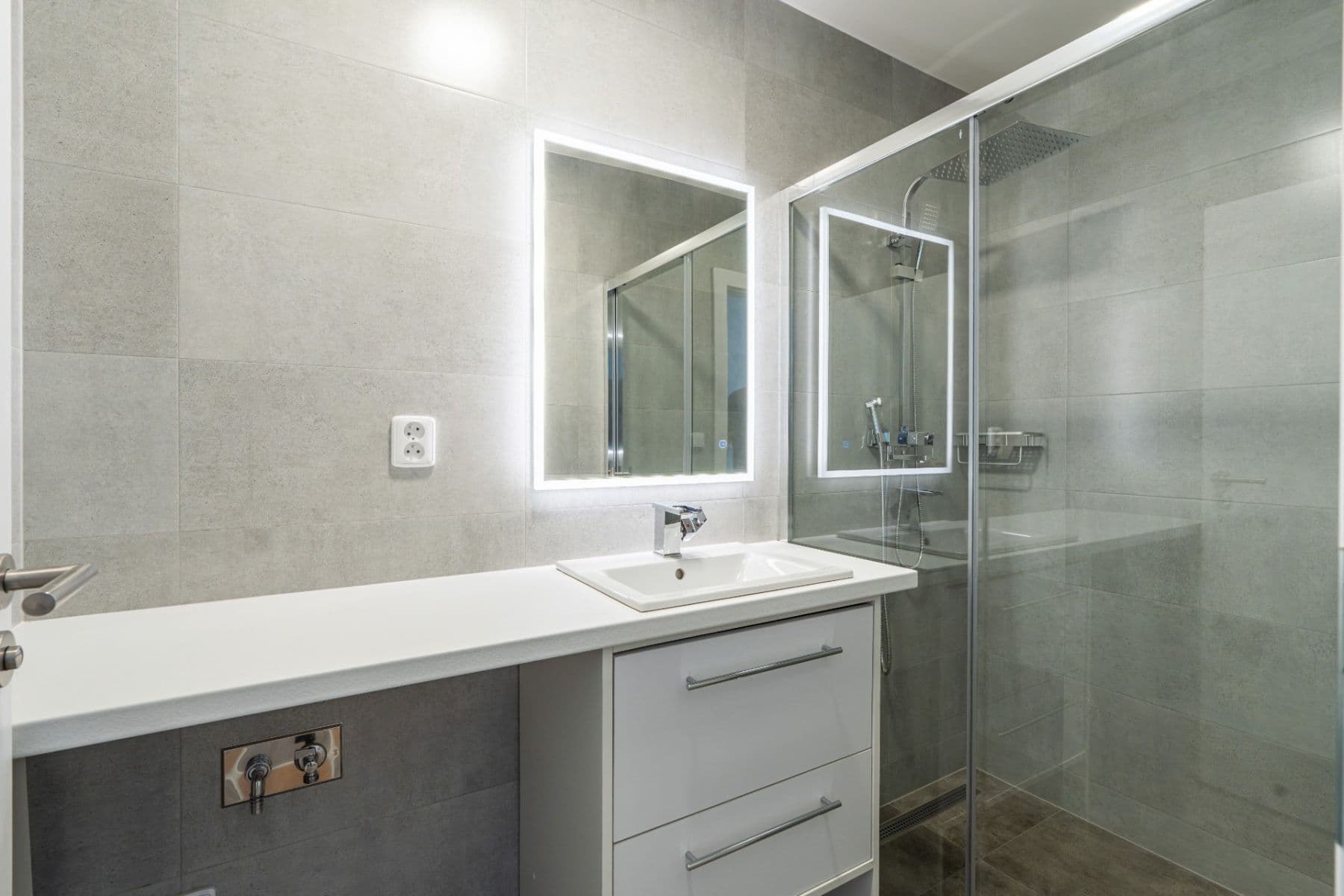 Pronájem bytu 2+kk 67 m², U Vysočanského pivovaru, Praha, Praha Pronájem bytu 2+kk 67 m², U Vysočanského pivovaru, Praha, Praha