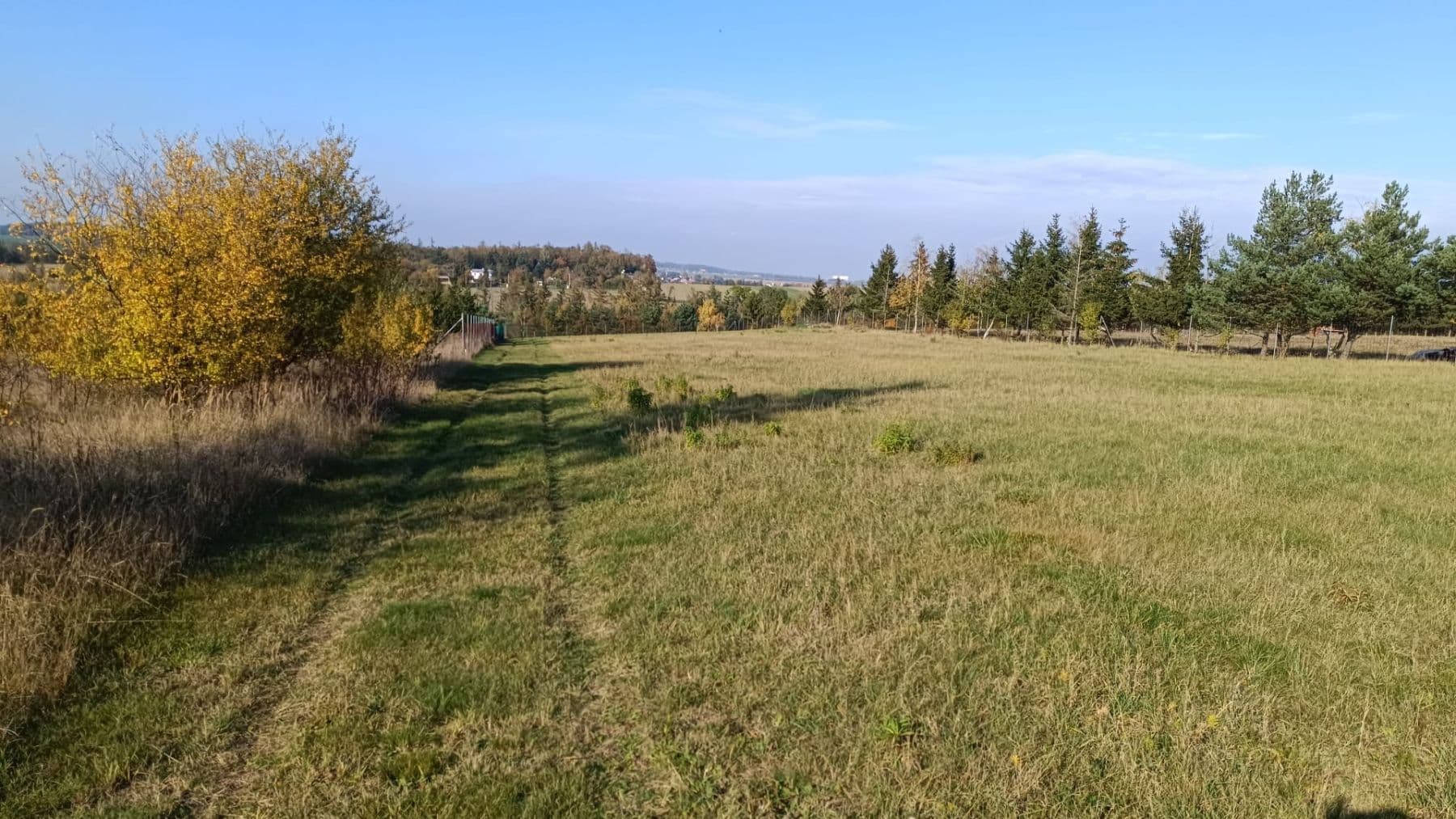Prodej pozemku 1.649 m², Unhošť, Středočeský kraj Prodej pozemku 1.649 m², Unhošť, Středočeský kraj