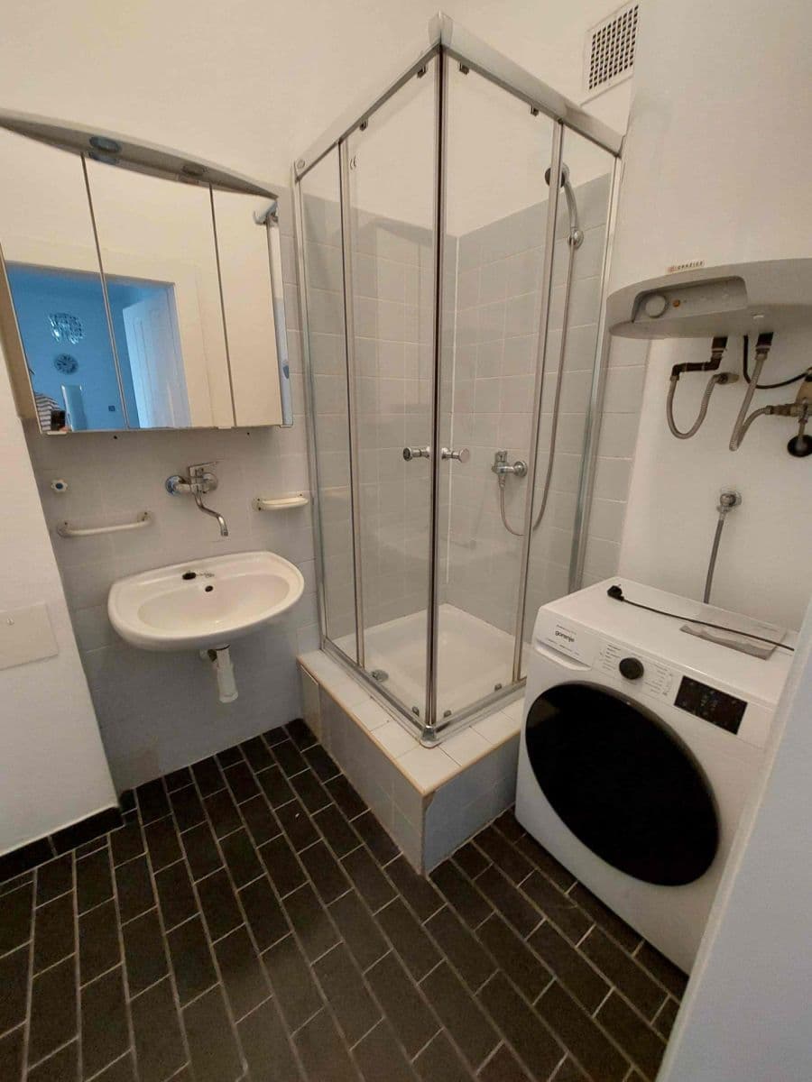 Pronájem bytu 3+kk 82 m², Krátkého, Praha, Praha Pronájem bytu 3+kk 82 m², Krátkého, Praha, Praha