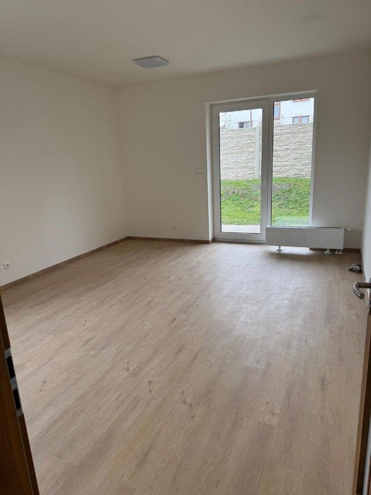 Pronájem bytu 1+kk 38 m², Pražská, Kolín, Středočeský kraj Pronájem bytu 1+kk 38 m², Pražská, Kolín, Středočeský kraj