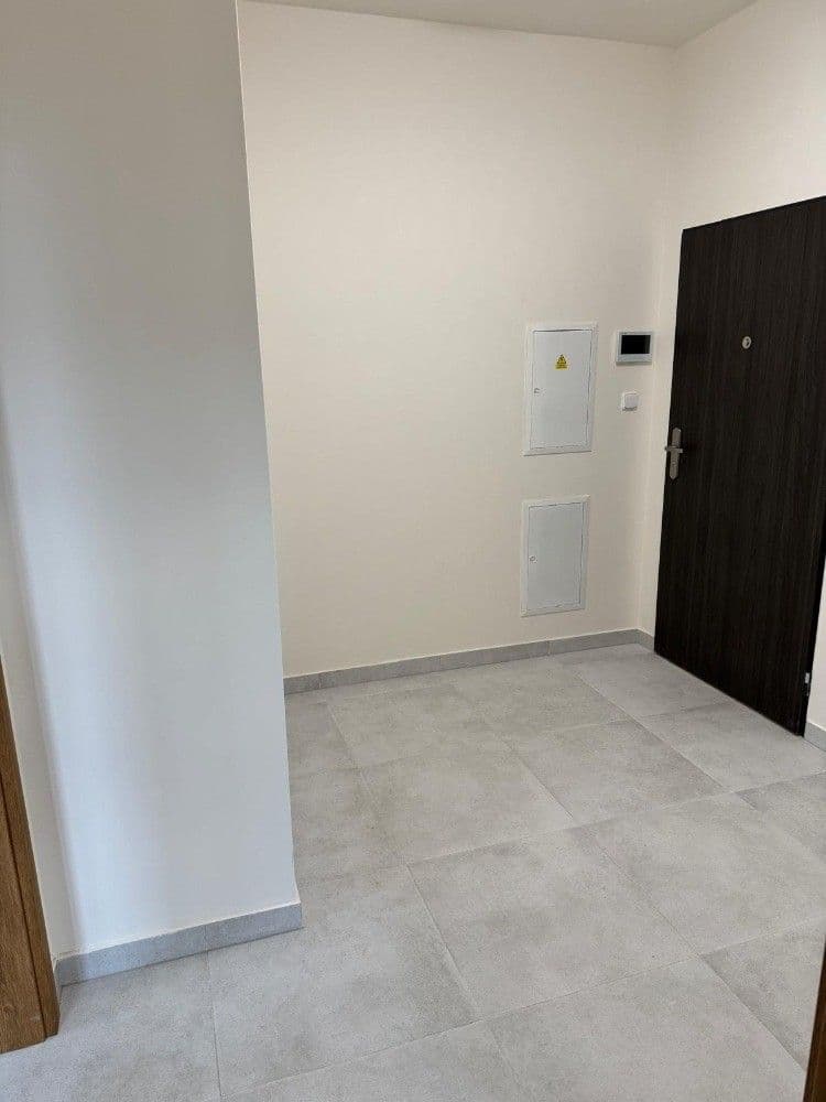 Pronájem bytu 1+kk 38 m², Pražská, Kolín, Středočeský kraj Pronájem bytu 1+kk 38 m², Pražská, Kolín, Středočeský kraj