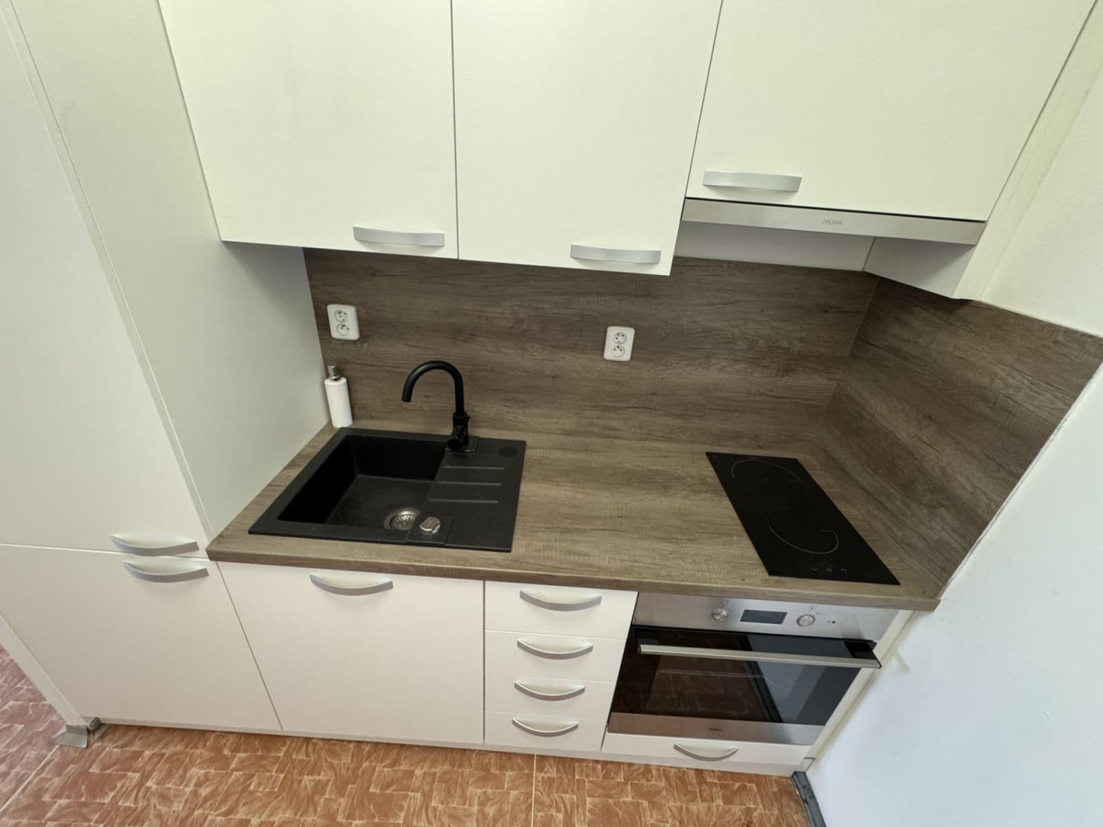 Pronájem bytu 2+kk 42 m², Galandova, Praha, Praha Pronájem bytu 2+kk 42 m², Galandova, Praha, Praha