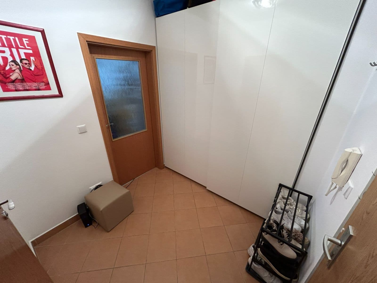 Pronájem bytu 1+kk 33 m², Osadní, Praha, Praha Pronájem bytu 1+kk 33 m², Osadní, Praha, Praha