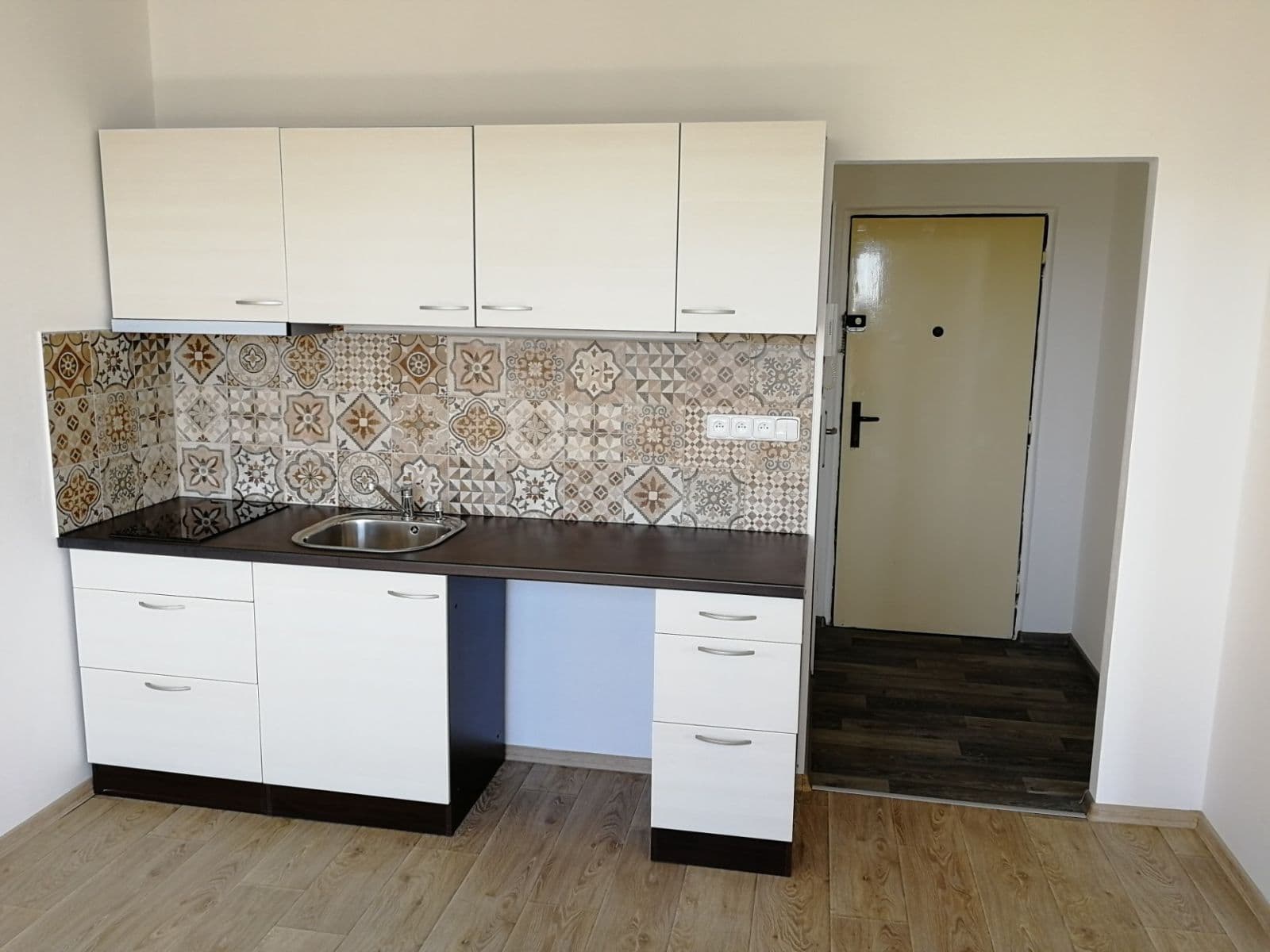 Pronájem bytu 1+1 39 m², Mánesova, Sokolov, Karlovarský kraj Pronájem bytu 1+1 39 m², Mánesova, Sokolov, Karlovarský kraj