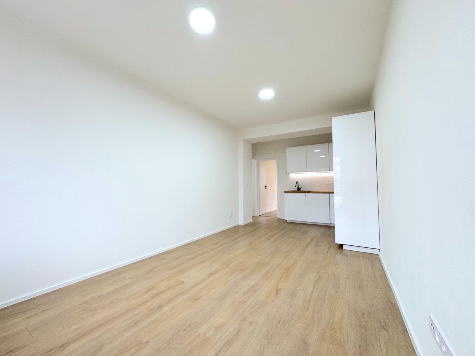 Prodej bytu 3+kk 55 m², Dukelských hrdinů, Ústí nad Labem, Ústecký kraj Prodej bytu 3+kk 55 m², Dukelských hrdinů, Ústí nad Labem, Ústecký kraj