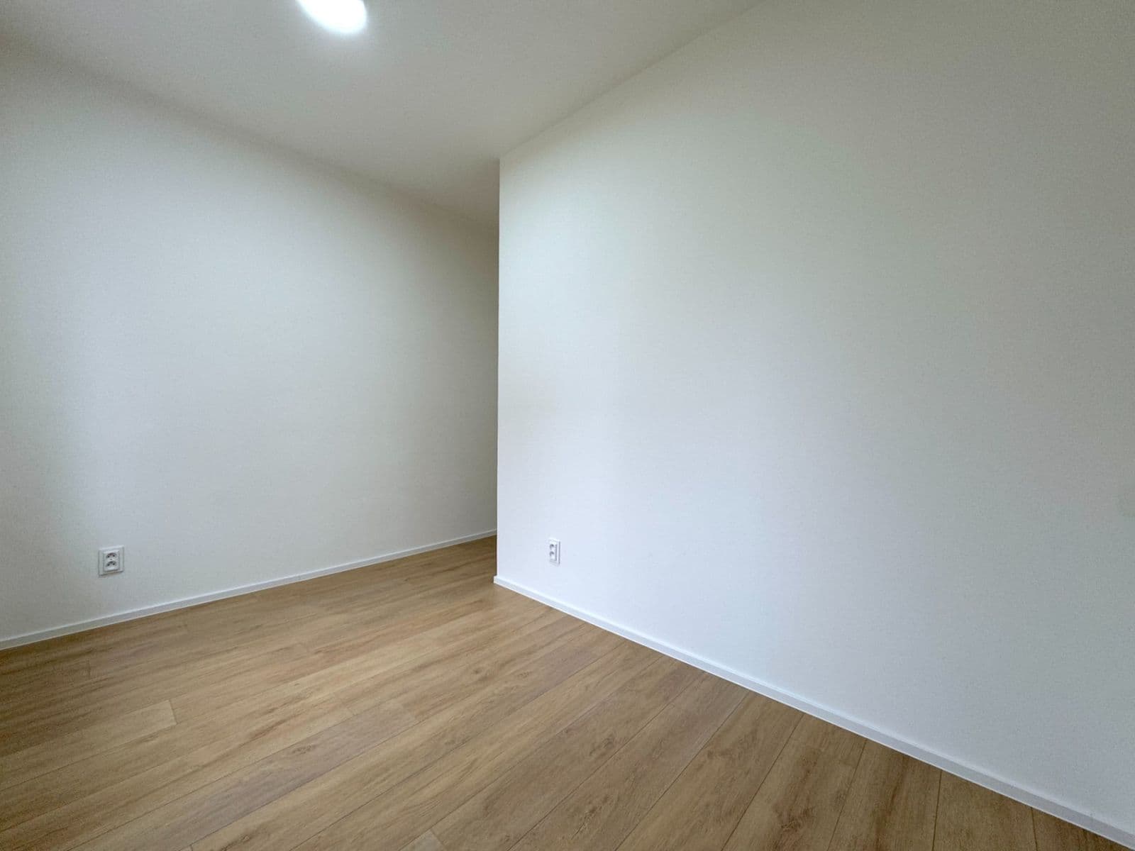 Prodej bytu 3+kk 55 m², Dukelských hrdinů, Ústí nad Labem, Ústecký kraj Prodej bytu 3+kk 55 m², Dukelských hrdinů, Ústí nad Labem, Ústecký kraj