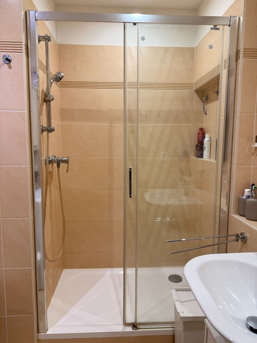 Pronájem bytu 2+kk 41 m², Zárubova, Praha, Praha Pronájem bytu 2+kk 41 m², Zárubova, Praha, Praha