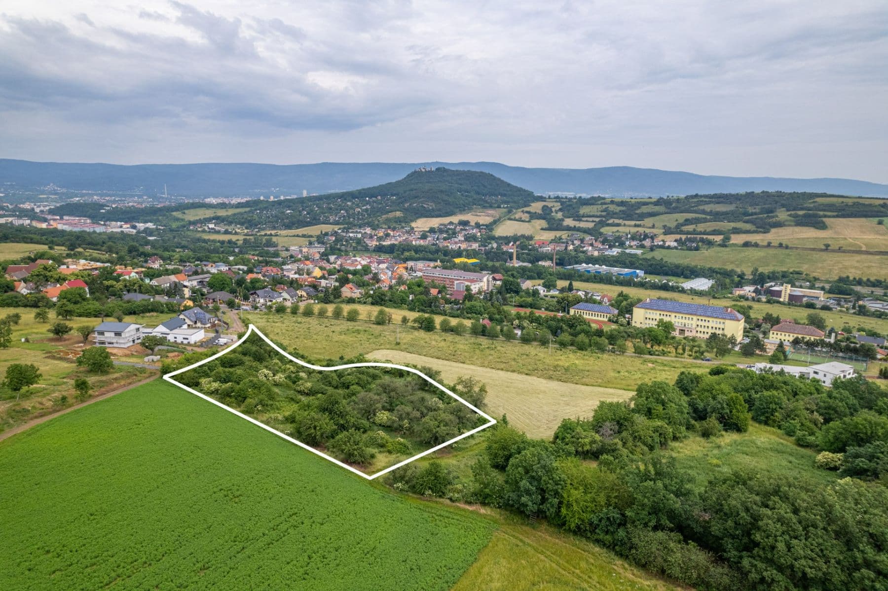 Prodej pozemku 8.573 m², Bystřany, Ústecký kraj Prodej pozemku 8.573 m², Bystřany, Ústecký kraj