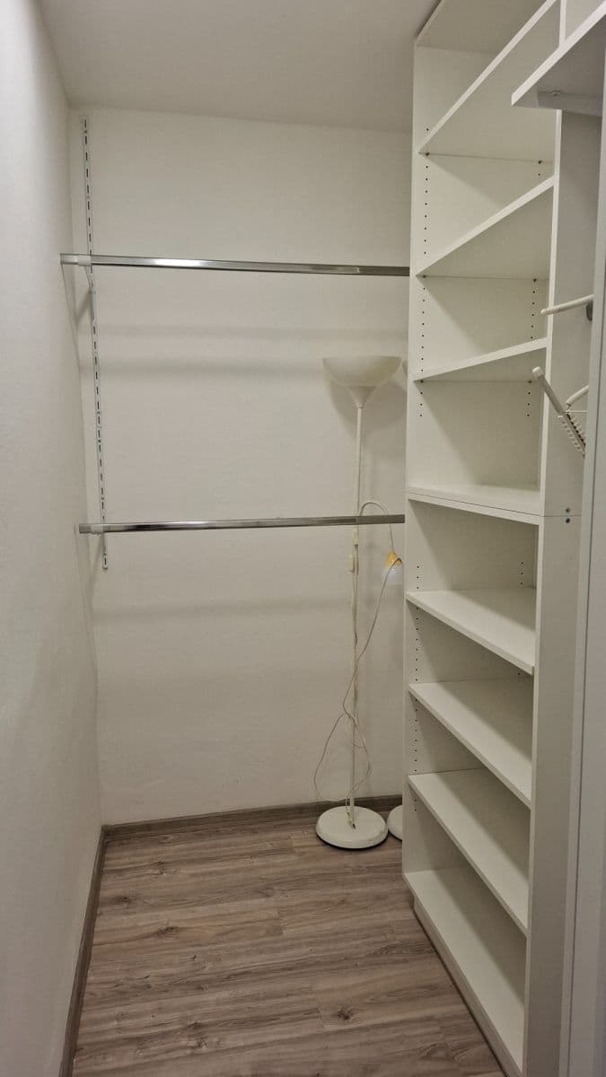 Pronájem bytu 2+1 54 m², Dr. Martínka, Ostrava, Moravskoslezský kraj Pronájem bytu 2+1 54 m², Dr. Martínka, Ostrava, Moravskoslezský kraj