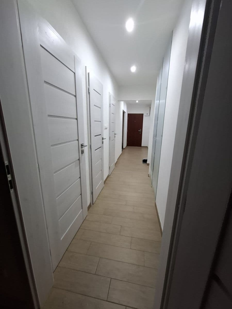 Pronájem bytu 2+1 51 m², Hornádska, Podunajské Biskupice, Bratislavský kraj Pronájem bytu 2+1 51 m², Hornádska, Podunajské Biskupice, Bratislavský kraj