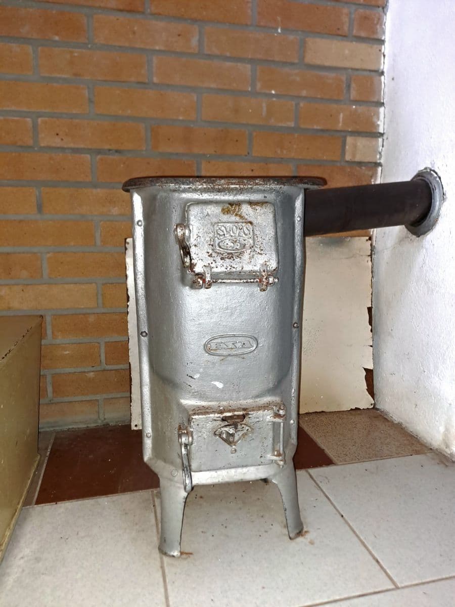 Prodej chaty, chalupy 38 m², pozemek 378 m², Týn nad Vltavou, Jihočeský kraj Prodej chaty, chalupy 38 m², pozemek 378 m², Týn nad Vltavou, Jihočeský kraj