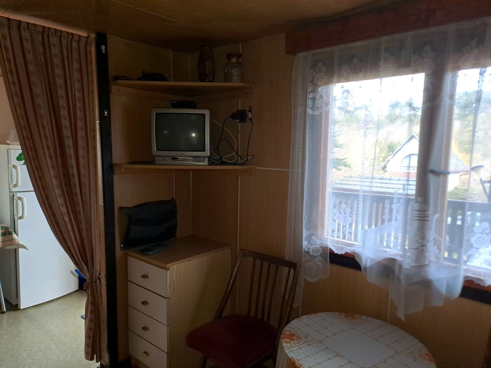 Prodej chaty, chalupy 38 m², pozemek 378 m², Týn nad Vltavou, Jihočeský kraj Prodej chaty, chalupy 38 m², pozemek 378 m², Týn nad Vltavou, Jihočeský kraj