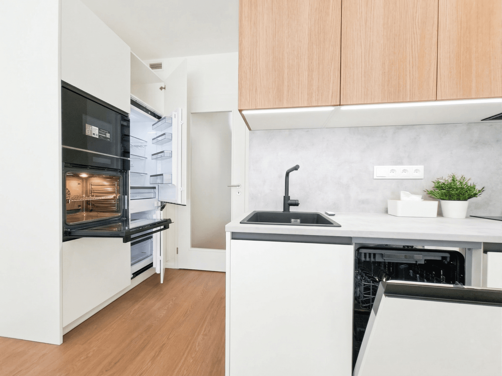 Pronájem bytu 1+kk 33 m², Poděbradská, Praha, Praha Pronájem bytu 1+kk 33 m², Poděbradská, Praha, Praha