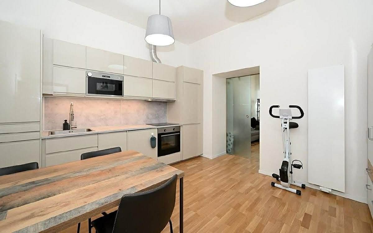 Pronájem bytu 1+1 56 m², Pivovarská, Praha, Praha Pronájem bytu 1+1 56 m², Pivovarská, Praha, Praha