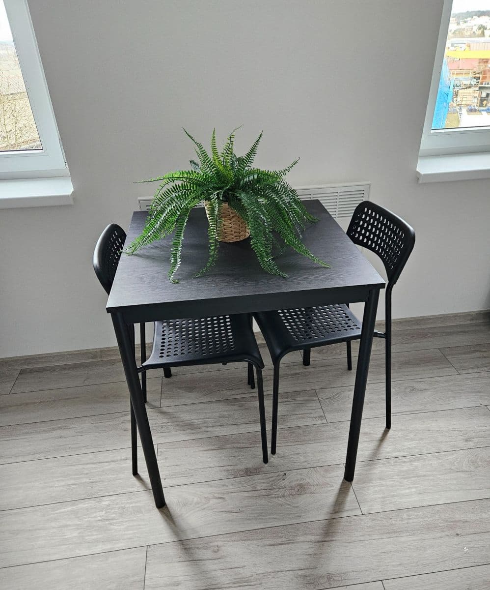 Pronájem bytu 2+kk 46 m², Lobezská, Plzeň, Plzeňský kraj Pronájem bytu 2+kk 46 m², Lobezská, Plzeň, Plzeňský kraj