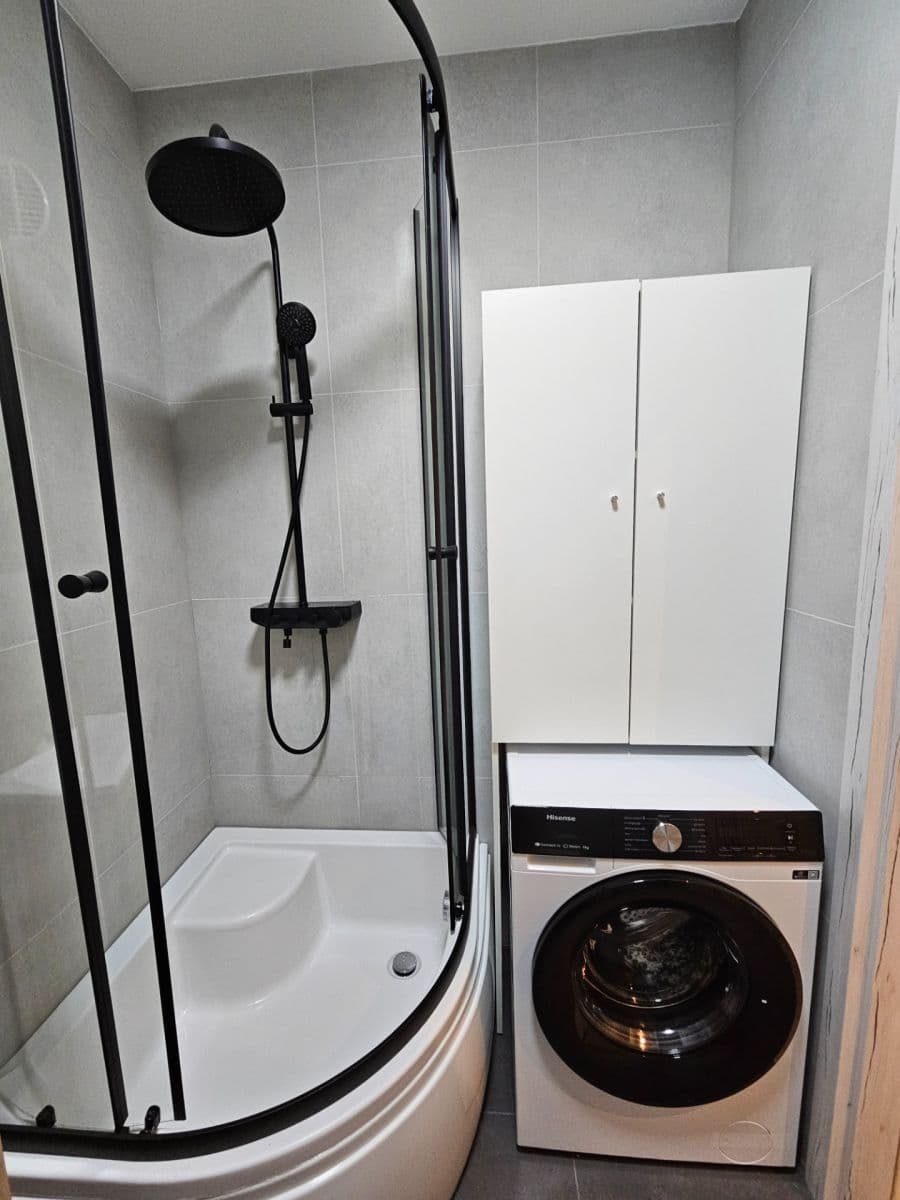 Pronájem bytu 2+kk 46 m², Lobezská, Plzeň, Plzeňský kraj Pronájem bytu 2+kk 46 m², Lobezská, Plzeň, Plzeňský kraj