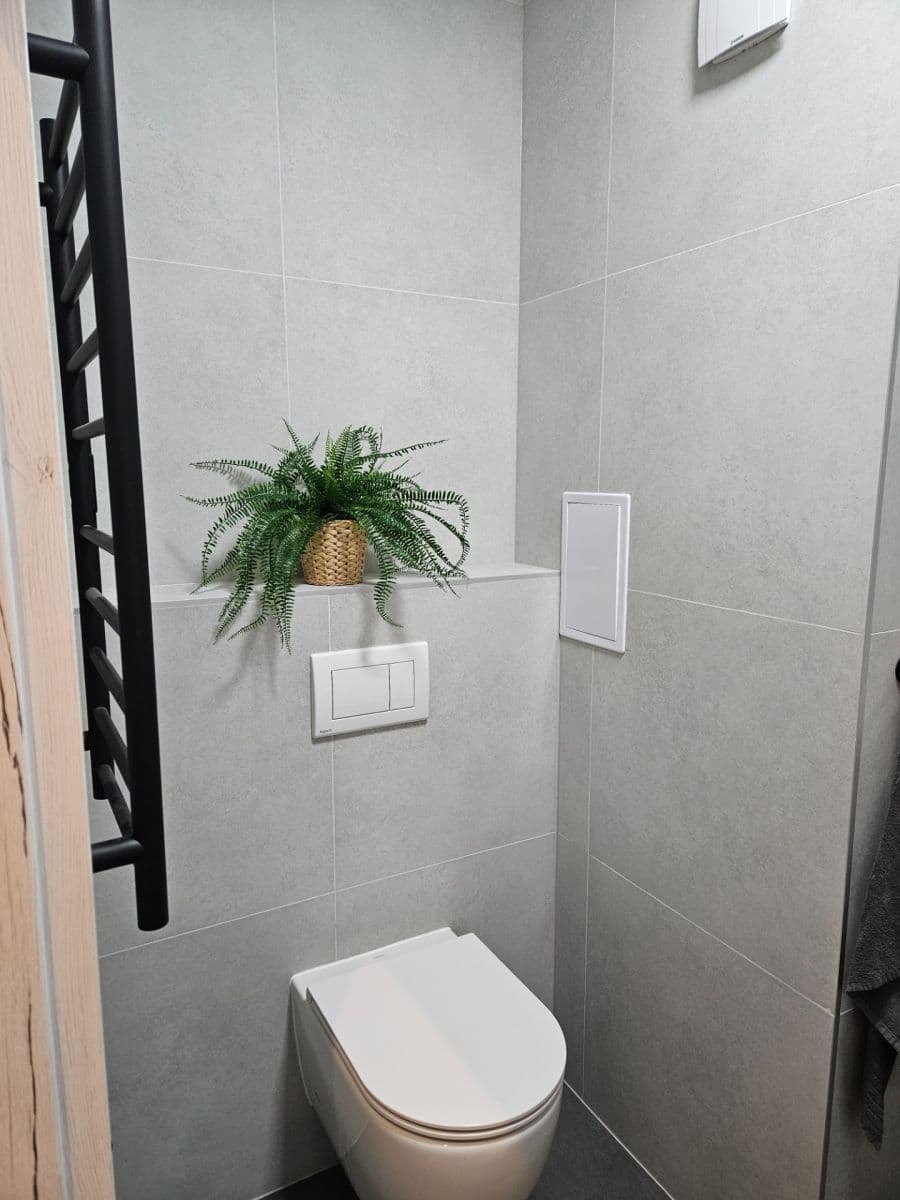 Pronájem bytu 2+kk 46 m², Lobezská, Plzeň, Plzeňský kraj Pronájem bytu 2+kk 46 m², Lobezská, Plzeň, Plzeňský kraj