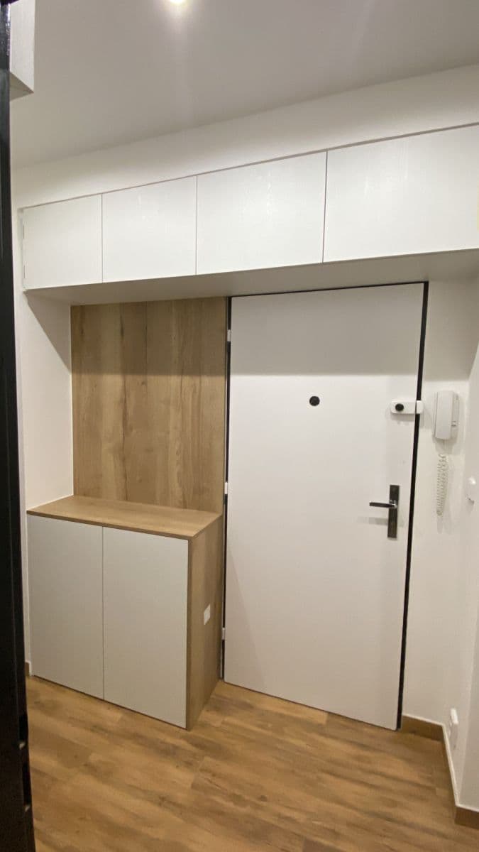 Pronájem bytu 2+kk 54 m², Bojanovická, Praha, Praha Pronájem bytu 2+kk 54 m², Bojanovická, Praha, Praha