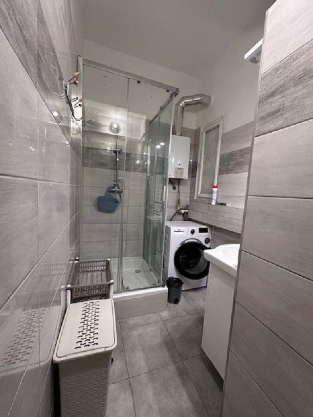 Pronájem bytu 2+kk 45 m², Holandská, Praha, Praha Pronájem bytu 2+kk 45 m², Holandská, Praha, Praha