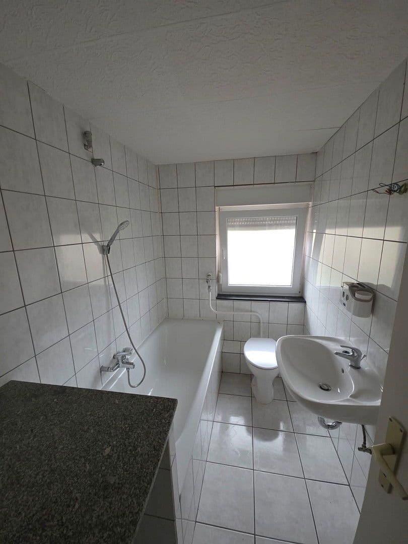 Pronájem bytu 2+1 59 m², Erlenweg 4, Mosbach, Bádensko-Württembersko Pronájem bytu 2+1 59 m², Erlenweg 4, Mosbach, Bádensko-Württembersko