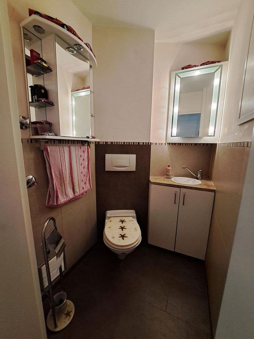 Prodej bytu 4+kk 106 m², Stuttgart, Bádensko-Württembersko Prodej bytu 4+kk 106 m², Stuttgart, Bádensko-Württembersko