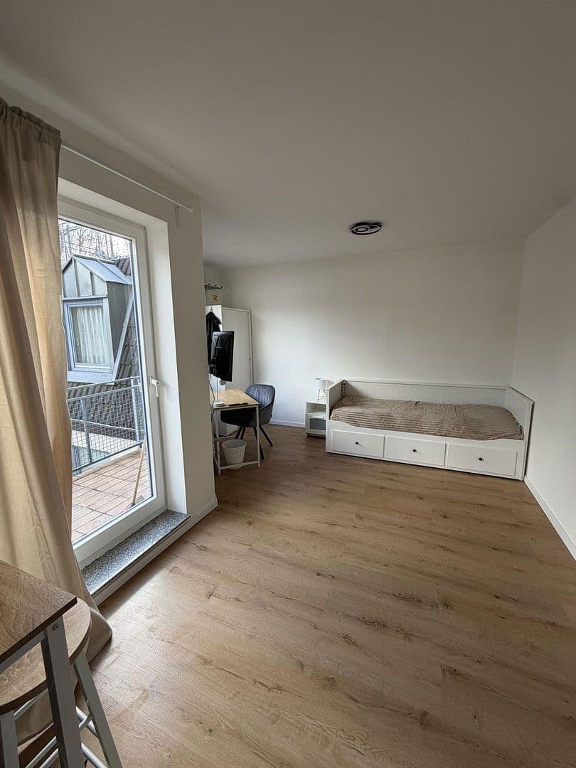 Pronájem bytu 1+1 27 m², Turpinstraße 202, Cáchy, Severní Porýní-Vestfálsko Pronájem bytu 1+1 27 m², Turpinstraße 202, Cáchy, Severní Porýní-Vestfálsko