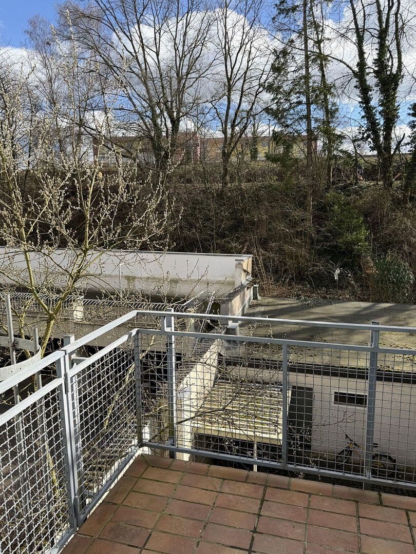 Pronájem bytu 1+1 27 m², Turpinstraße 202, Cáchy, Severní Porýní-Vestfálsko Pronájem bytu 1+1 27 m², Turpinstraße 202, Cáchy, Severní Porýní-Vestfálsko