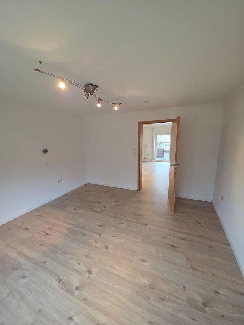 Pronájem bytu 2+1 59 m², Erlenweg 4, Mosbach, Bádensko-Württembersko Pronájem bytu 2+1 59 m², Erlenweg 4, Mosbach, Bádensko-Württembersko