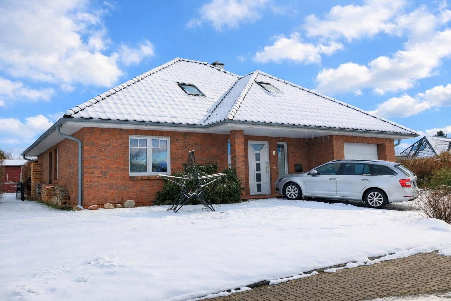 Prodej domu 175 m², pozemek 667 m², Bad Doberan, Mecklenburg-Vorpommern Prodej domu 175 m², pozemek 667 m², Bad Doberan, Mecklenburg-Vorpommern