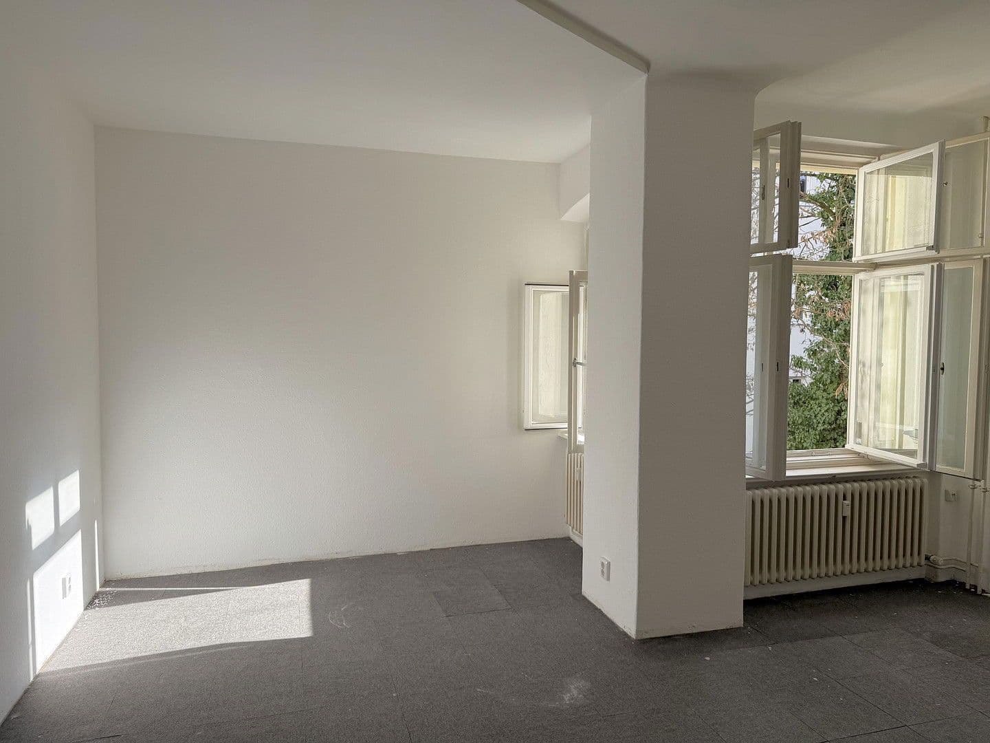 Prodej bytu 1+1 43 m², Berlin, Berlín Prodej bytu 1+1 43 m², Berlin, Berlín