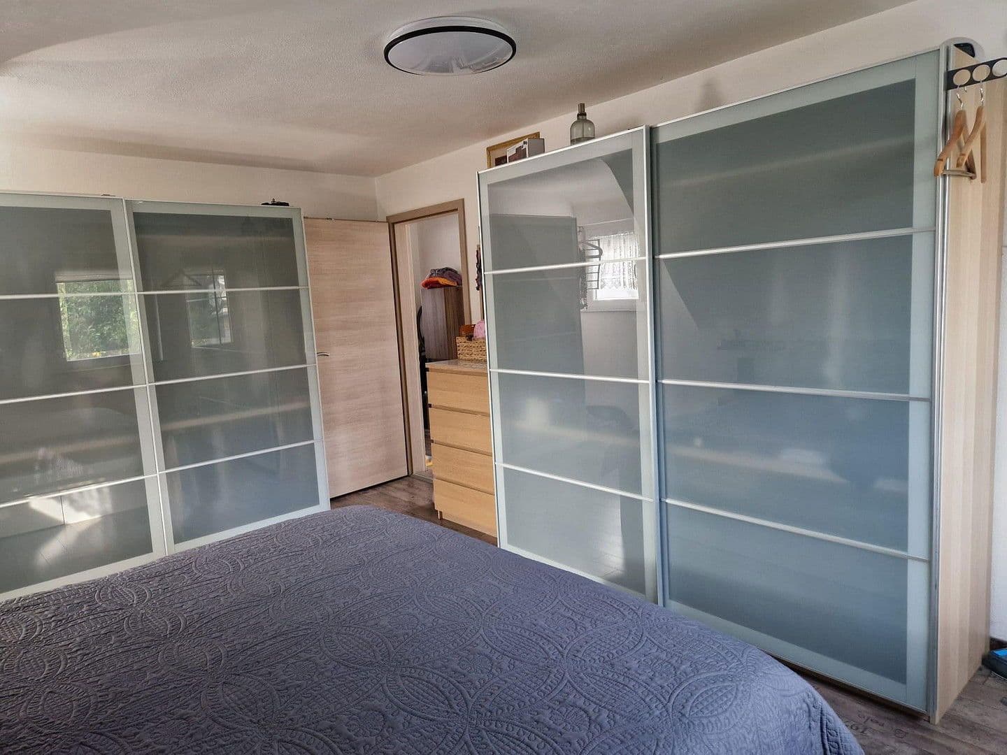 Prodej domu 155 m², pozemek 412 m², Brackenheim, Bádensko-Württembersko Prodej domu 155 m², pozemek 412 m², Brackenheim, Bádensko-Württembersko