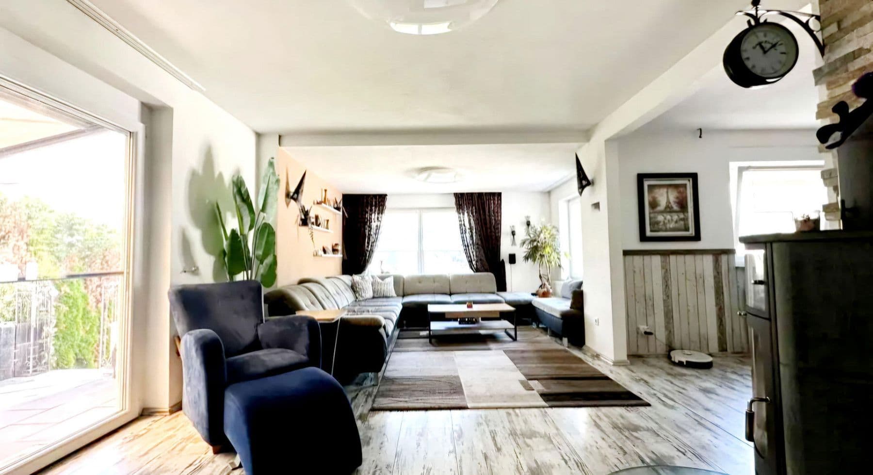 Prodej domu 155 m², pozemek 412 m², Brackenheim, Bádensko-Württembersko Prodej domu 155 m², pozemek 412 m², Brackenheim, Bádensko-Württembersko