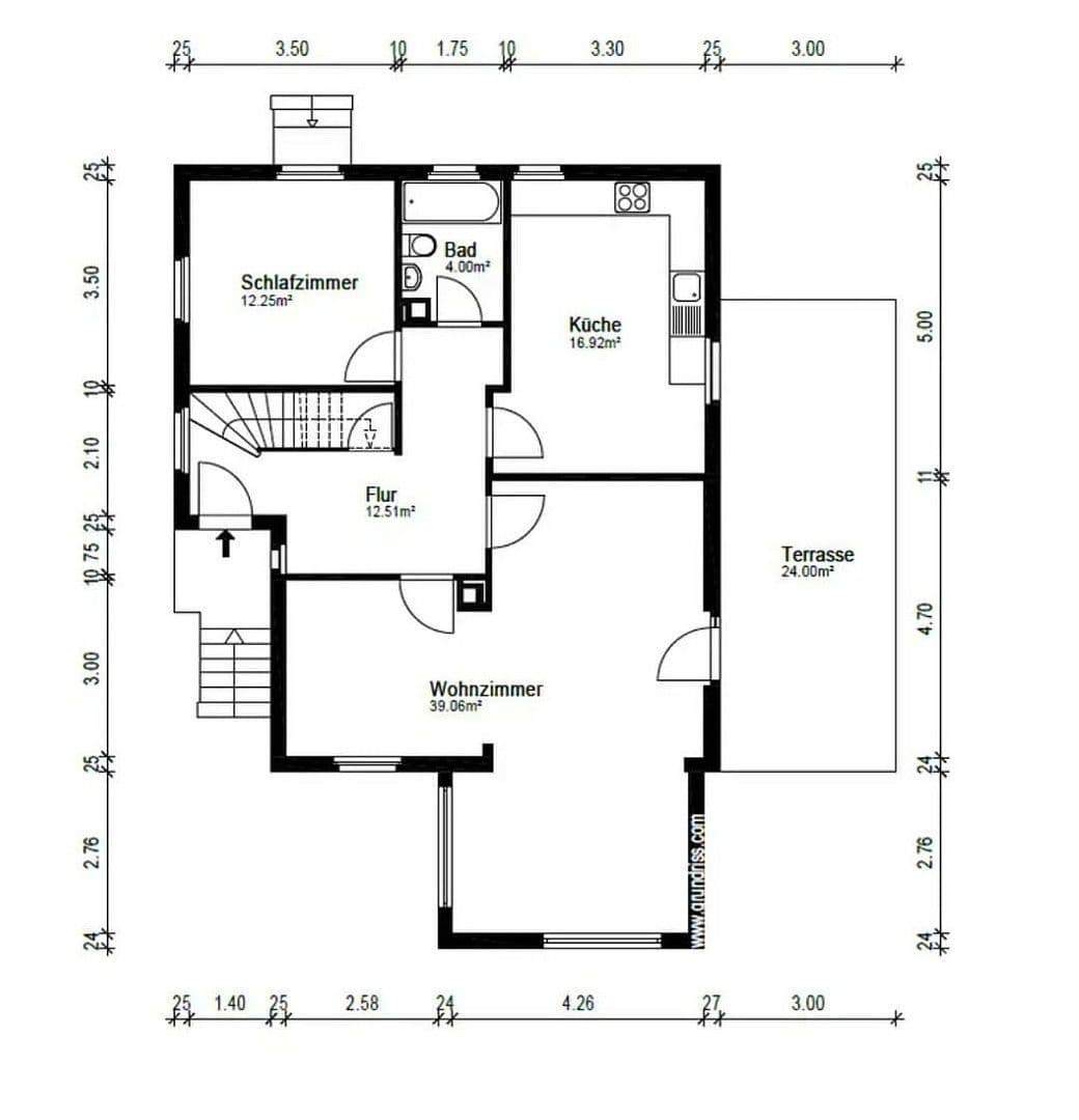 Prodej domu 155 m², pozemek 412 m², Brackenheim, Bádensko-Württembersko Prodej domu 155 m², pozemek 412 m², Brackenheim, Bádensko-Württembersko