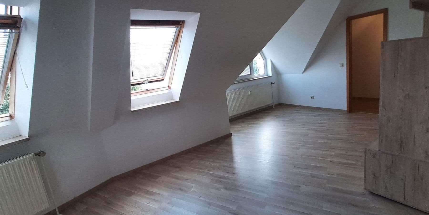 Pronájem bytu 2+1 63 m², Illebener Weg 25e, Bad Langensalza, Durynsko Pronájem bytu 2+1 63 m², Illebener Weg 25e, Bad Langensalza, Durynsko