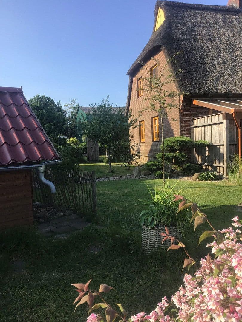 Prodej domu 130 m², pozemek 671 m², Heinkenborstel, Šlesvicko-Holštýnsko Prodej domu 130 m², pozemek 671 m², Heinkenborstel, Šlesvicko-Holštýnsko