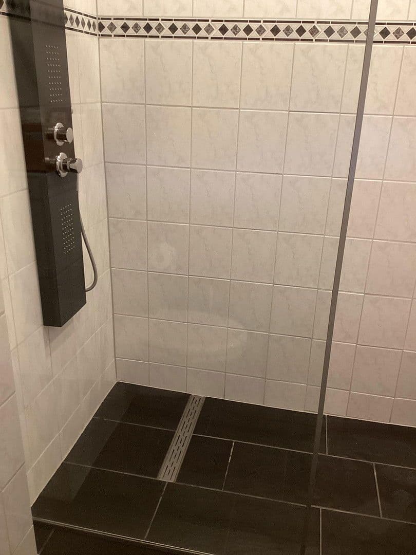 Prodej domu 130 m², pozemek 671 m², Heinkenborstel, Šlesvicko-Holštýnsko Prodej domu 130 m², pozemek 671 m², Heinkenborstel, Šlesvicko-Holštýnsko