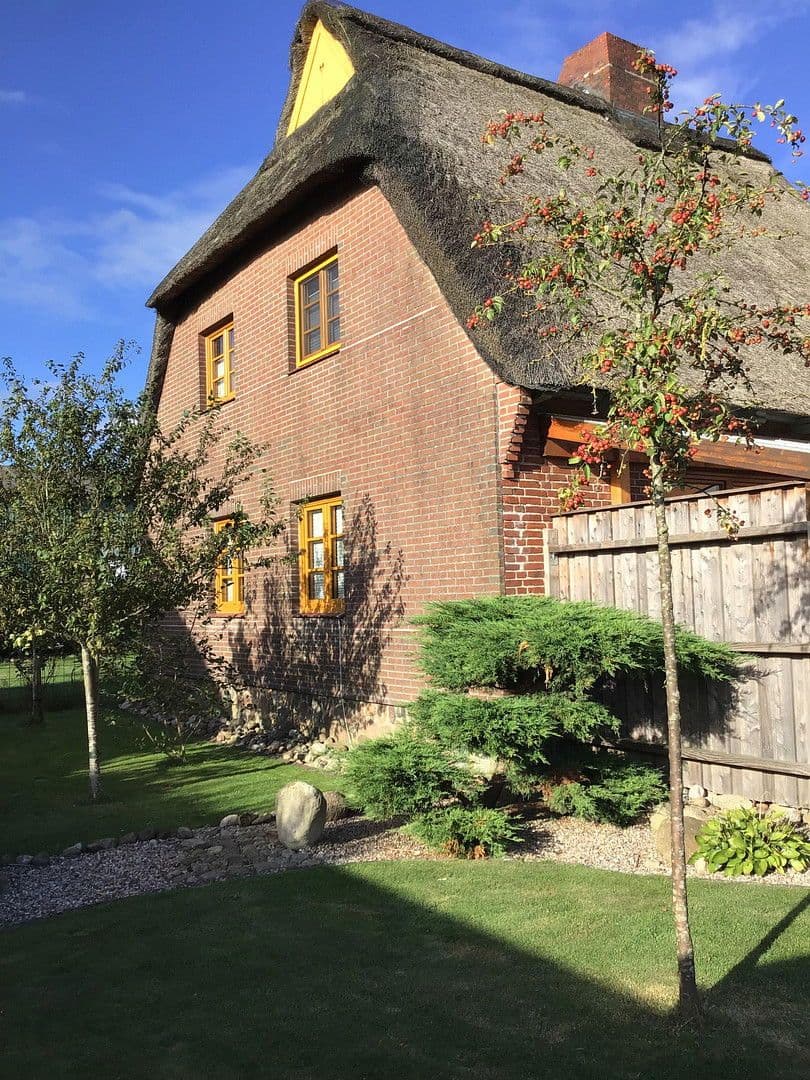 Prodej domu 130 m², pozemek 671 m², Heinkenborstel, Šlesvicko-Holštýnsko Prodej domu 130 m², pozemek 671 m², Heinkenborstel, Šlesvicko-Holštýnsko