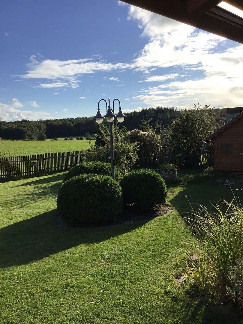 Prodej domu 130 m², pozemek 671 m², Heinkenborstel, Šlesvicko-Holštýnsko Prodej domu 130 m², pozemek 671 m², Heinkenborstel, Šlesvicko-Holštýnsko