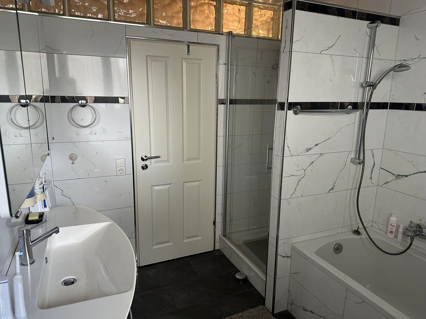 Prodej domu 360 m², pozemek 870 m², Schluchsee, Bádensko-Württembersko Prodej domu 360 m², pozemek 870 m², Schluchsee, Bádensko-Württembersko