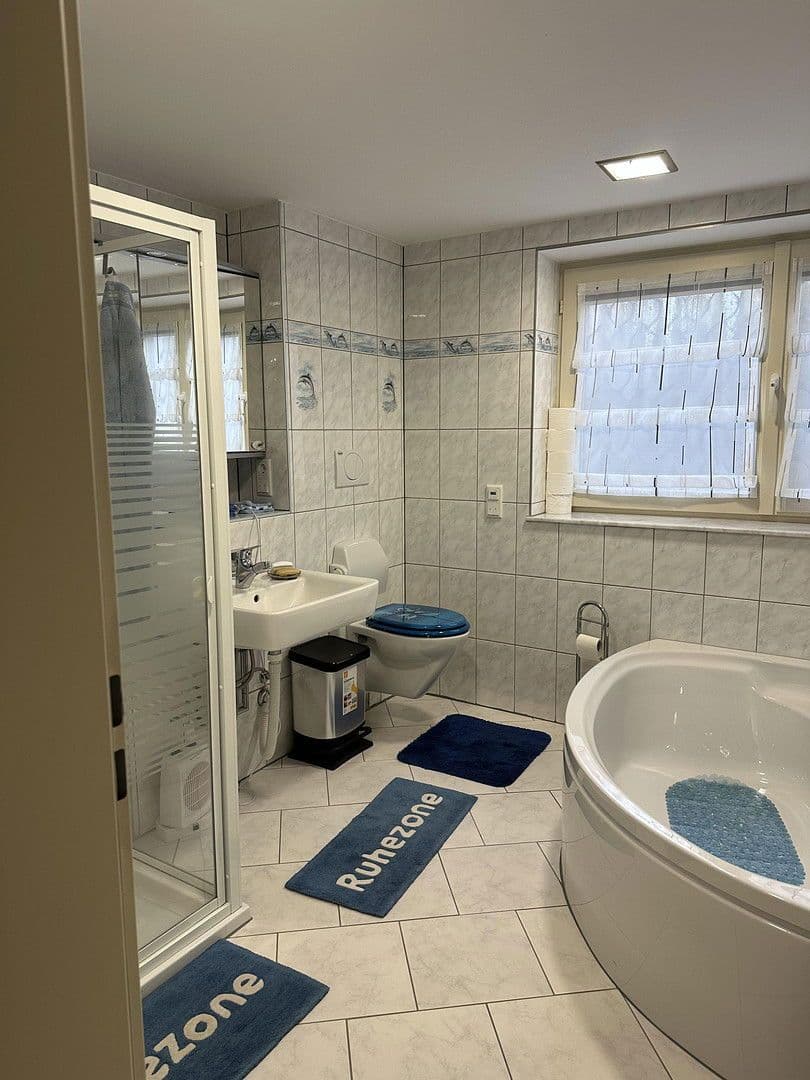 Prodej domu 360 m², pozemek 870 m², Schluchsee, Bádensko-Württembersko Prodej domu 360 m², pozemek 870 m², Schluchsee, Bádensko-Württembersko