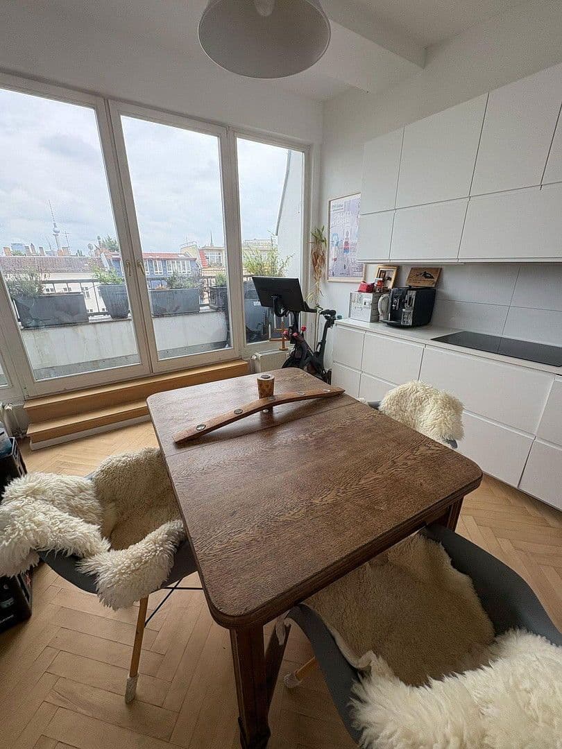 Prodej bytu 3+1 76 m², Danzigerstrasse 27, Berlin, Berlín Prodej bytu 3+1 76 m², Danzigerstrasse 27, Berlin, Berlín