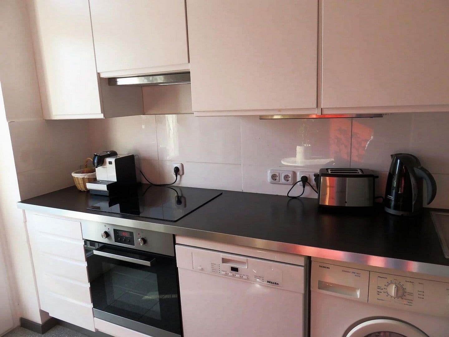 Pronájem bytu 2+1 65 m², München, Bavorsko Pronájem bytu 2+1 65 m², München, Bavorsko