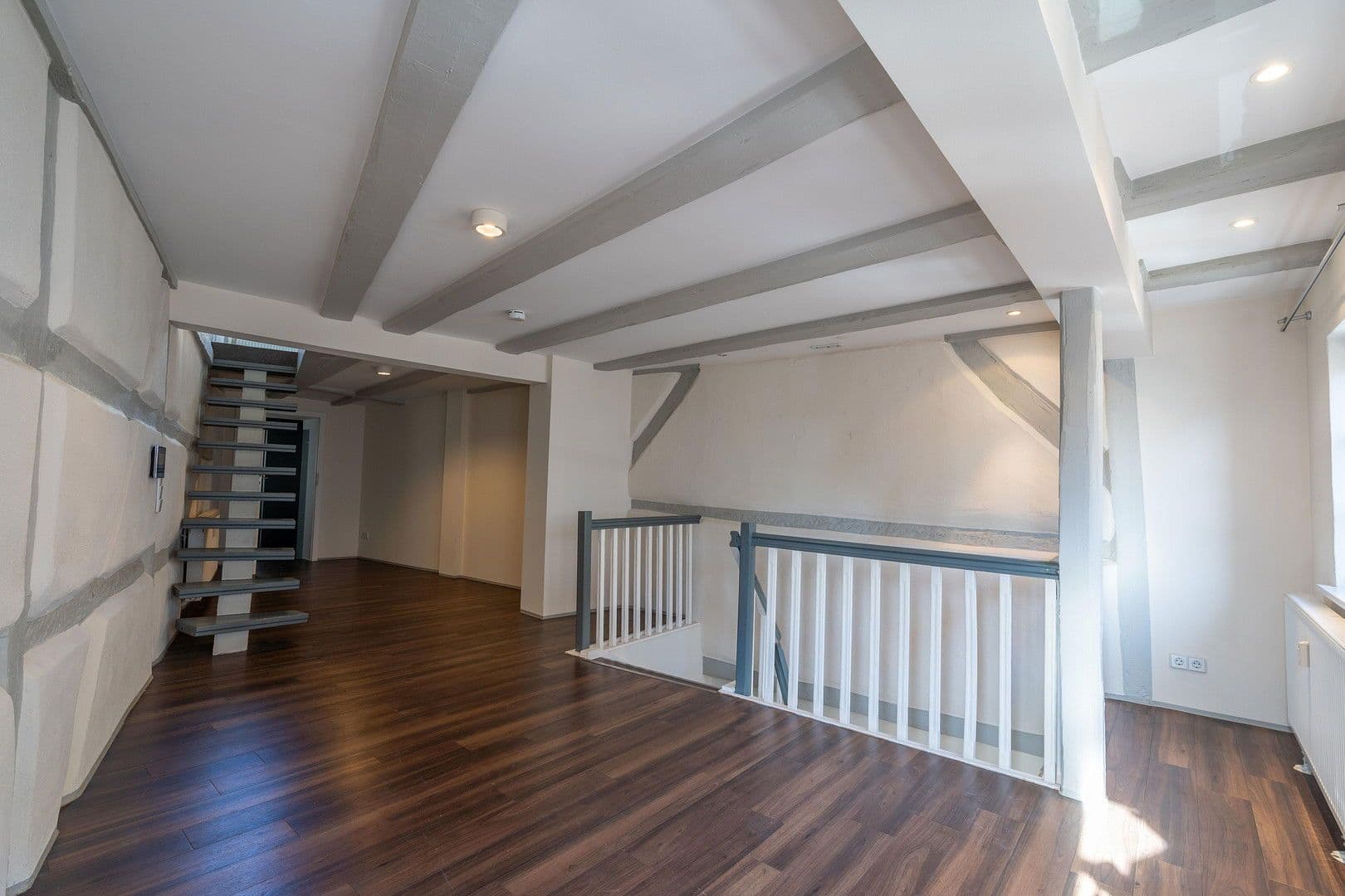 Pronájem bytu 3+1 125 m², Am Stadtberg 28, Dillingen an der Donau, Bavorsko Pronájem bytu 3+1 125 m², Am Stadtberg 28, Dillingen an der Donau, Bavorsko