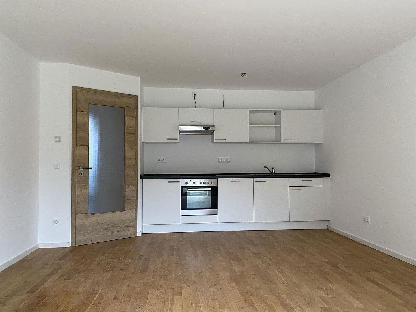 Pronájem bytu 3+1 75 m², Fraßhauser Straße 9b, Otterfing, Bavorsko Pronájem bytu 3+1 75 m², Fraßhauser Straße 9b, Otterfing, Bavorsko