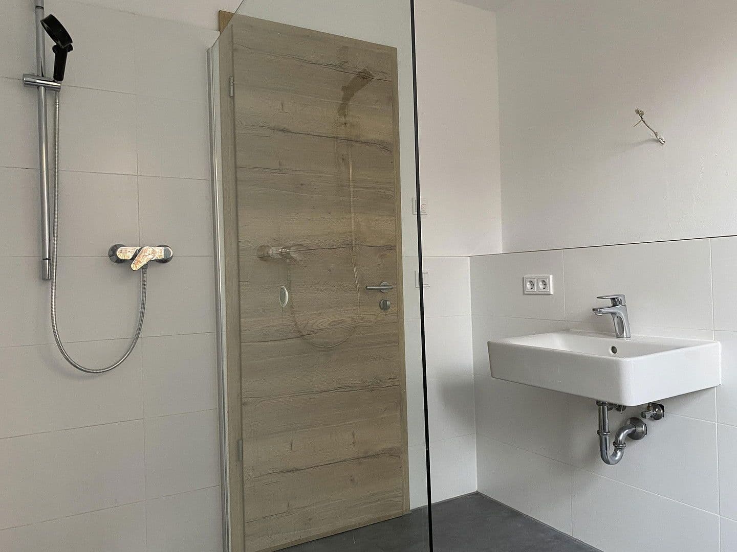 Pronájem bytu 3+1 75 m², Fraßhauser Straße 9b, Otterfing, Bavorsko Pronájem bytu 3+1 75 m², Fraßhauser Straße 9b, Otterfing, Bavorsko